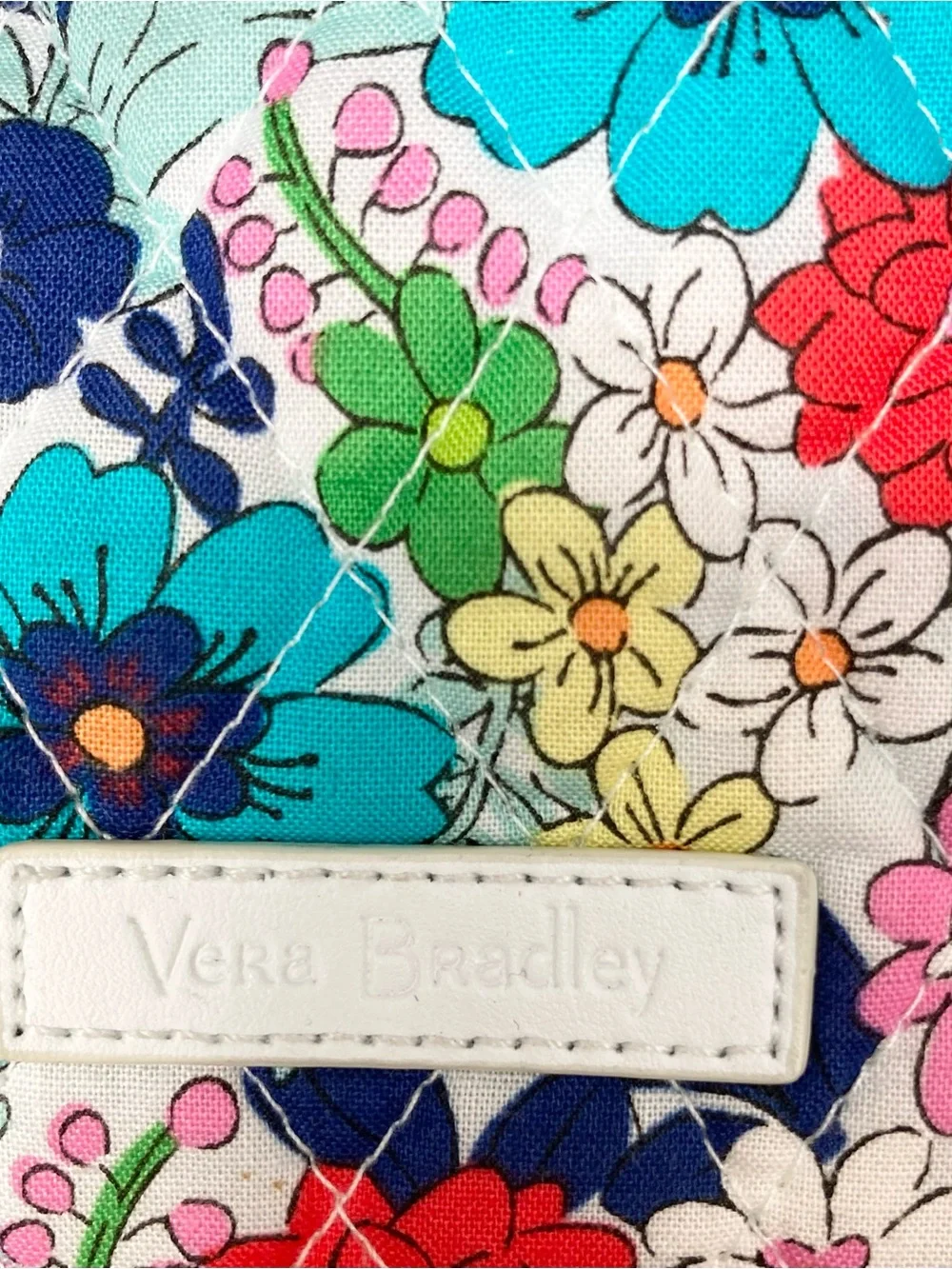 Nwot VERA BRADLEY Crossbody Bag Multicolor Adjustable Strap Quiled Floral